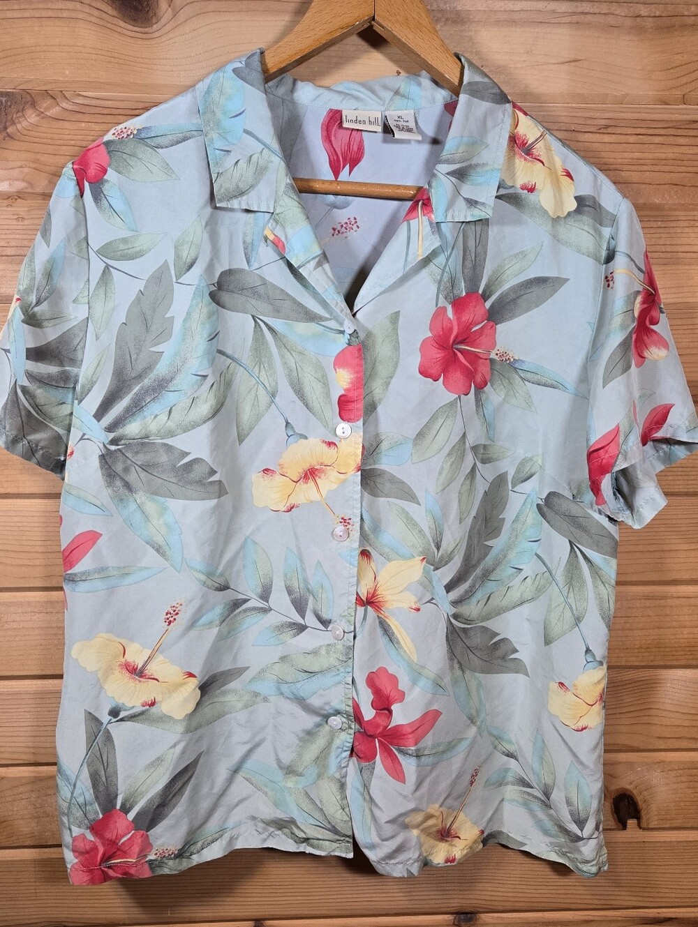 Linden Hill Silk Blouse XL Green Button Up Short Sleeve Floral Tropical Resort